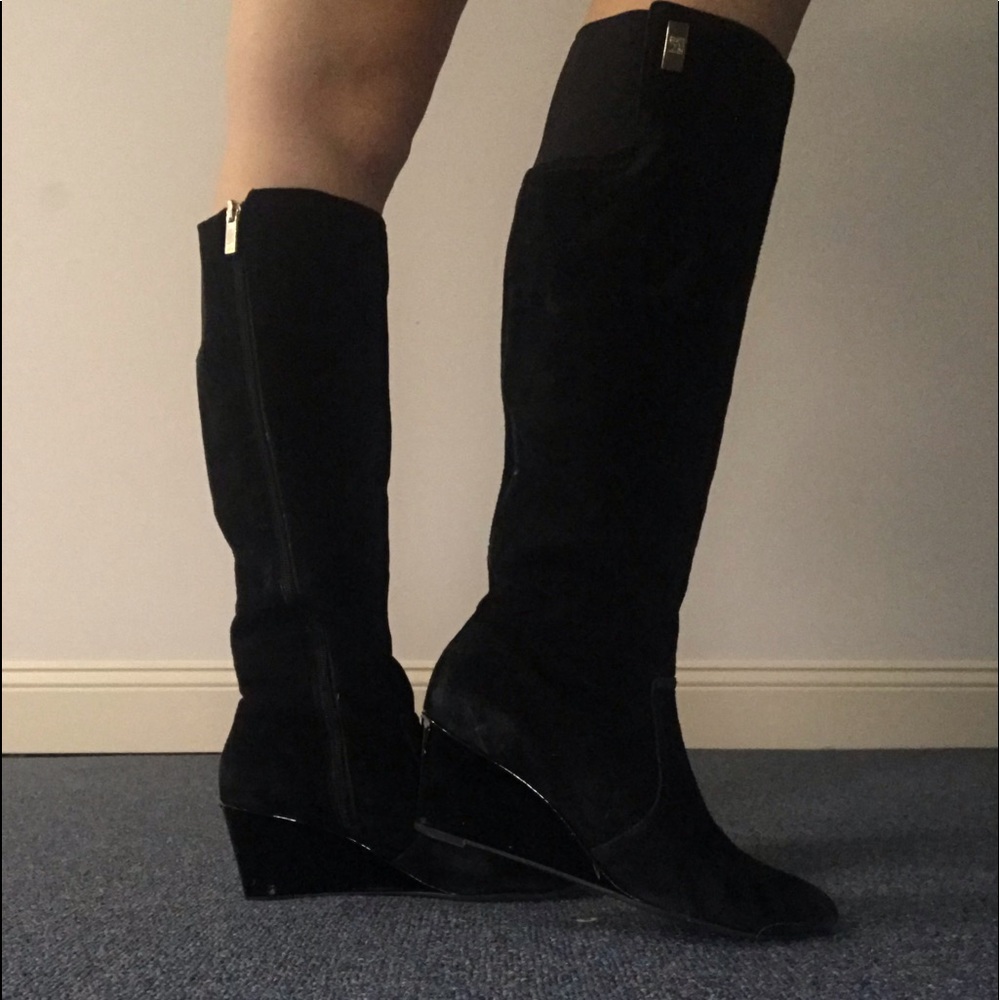 ANNE KLEIN HEELED BOOTS👢✨